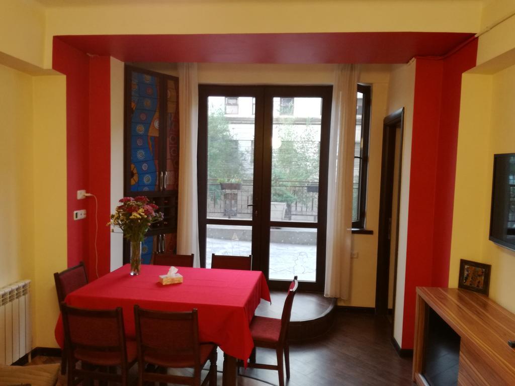 Yerevan Center Apartment 5A Ngoại thất bức ảnh