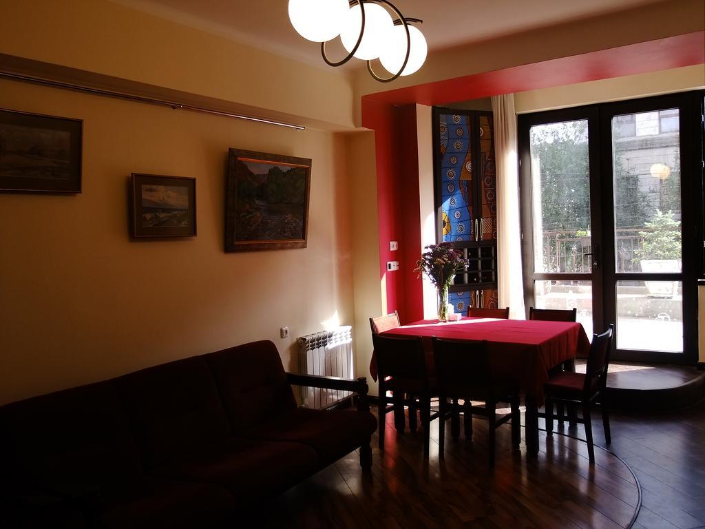 Yerevan Center Apartment 5A Ngoại thất bức ảnh